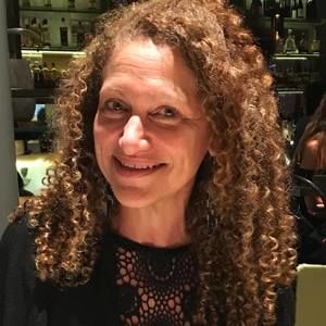 Meet your Posher, Lori